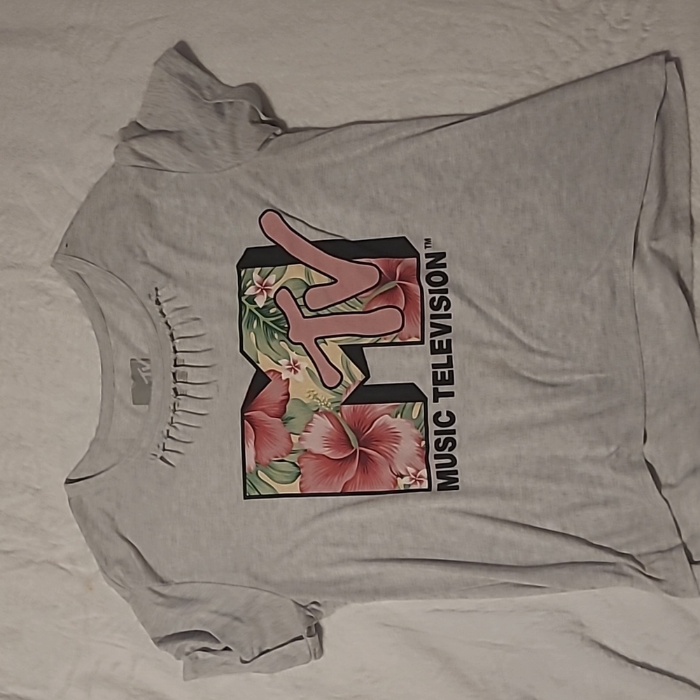 MTV shirt
